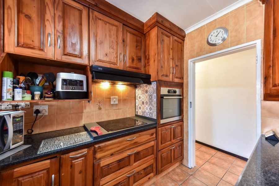4 Bedroom Property for Sale in Kilner Park Gauteng