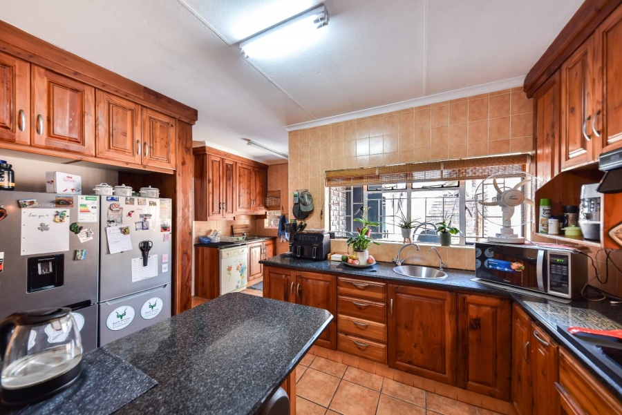 4 Bedroom Property for Sale in Kilner Park Gauteng