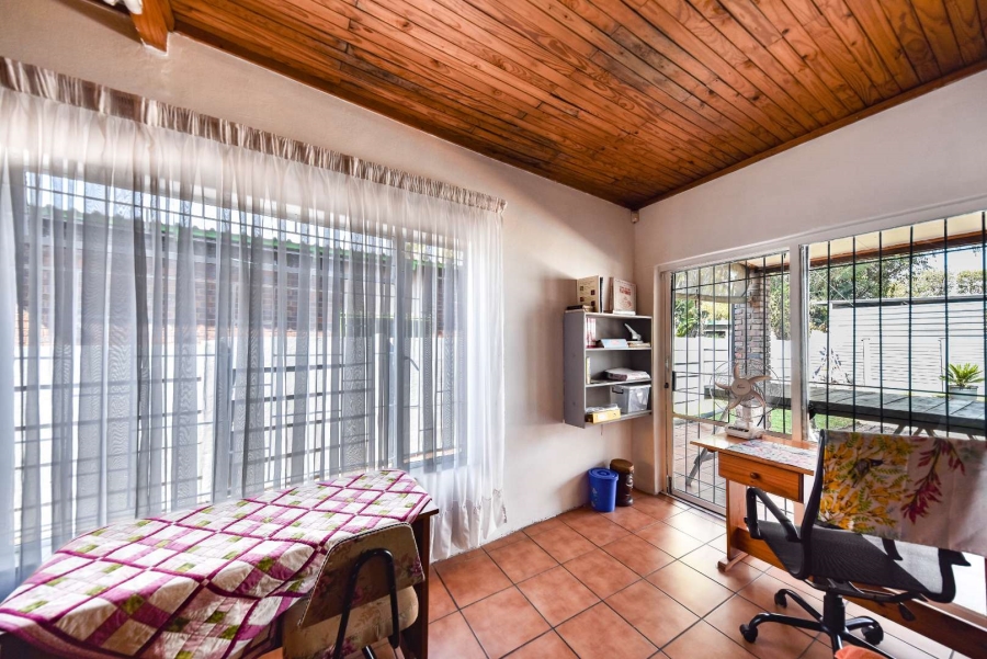 4 Bedroom Property for Sale in Kilner Park Gauteng