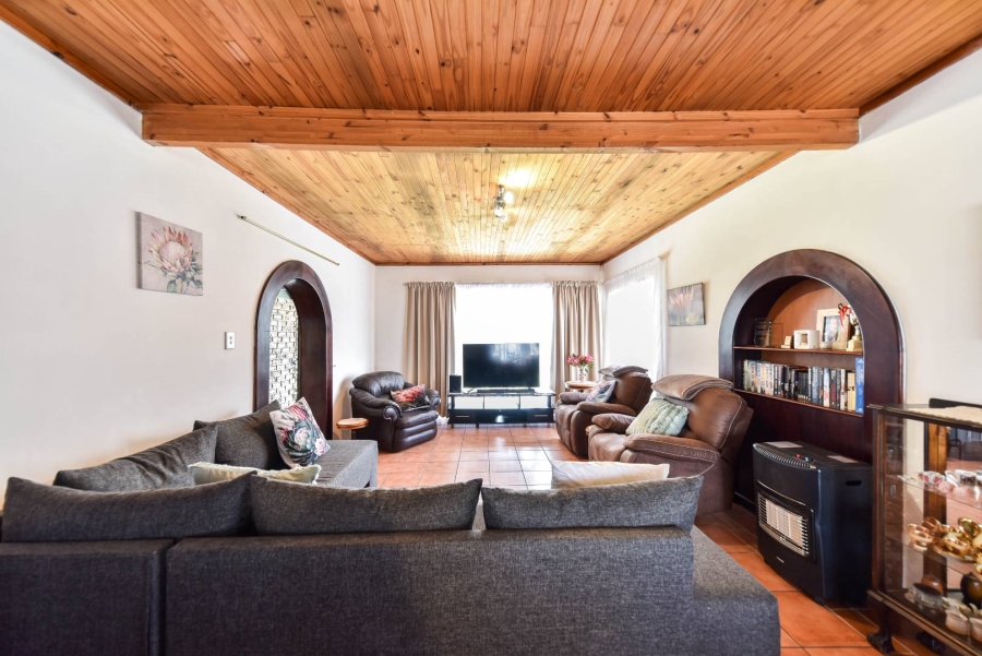 4 Bedroom Property for Sale in Kilner Park Gauteng
