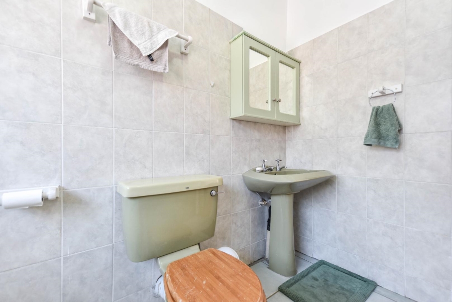4 Bedroom Property for Sale in Kilner Park Gauteng