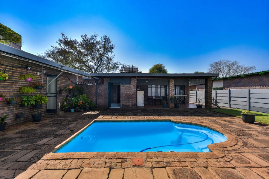 4 Bedroom Property for Sale in Kilner Park Gauteng