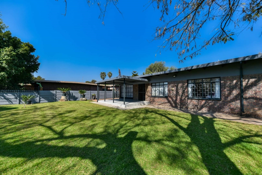 4 Bedroom Property for Sale in Kilner Park Gauteng