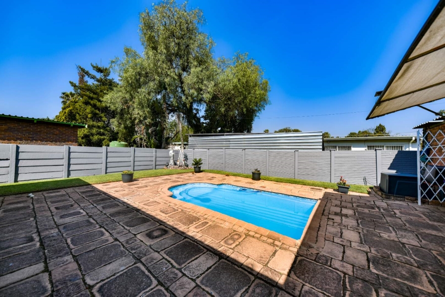 4 Bedroom Property for Sale in Kilner Park Gauteng