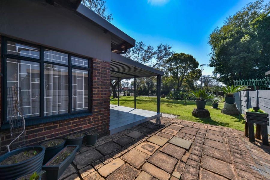 4 Bedroom Property for Sale in Kilner Park Gauteng