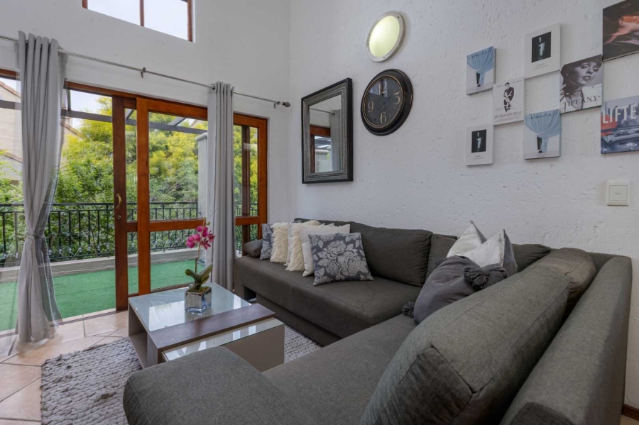 1 Bedroom Property for Sale in Lonehill Gauteng