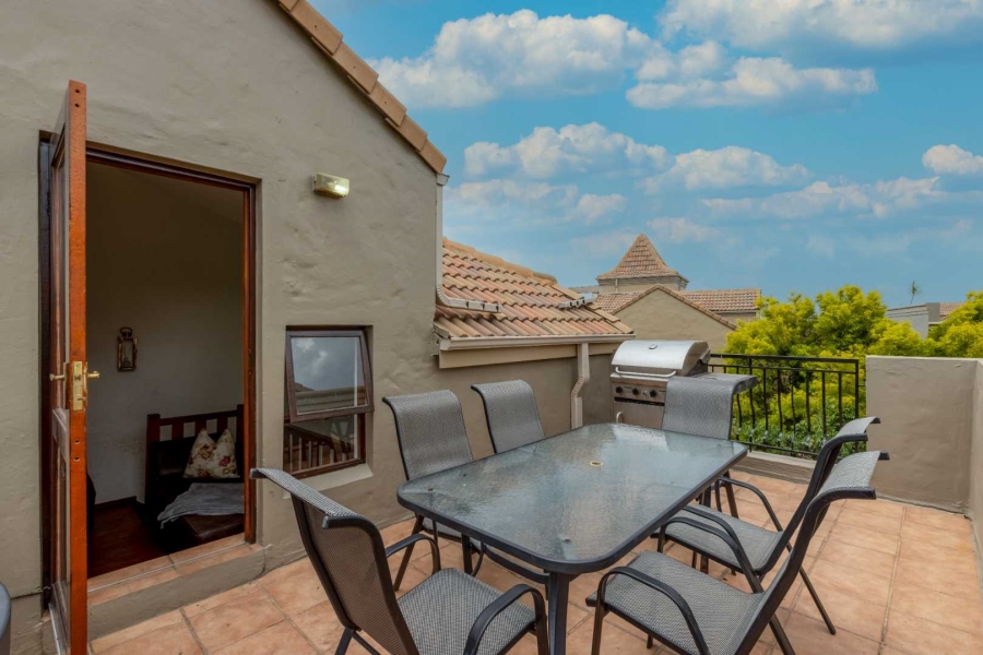 1 Bedroom Property for Sale in Lonehill Gauteng