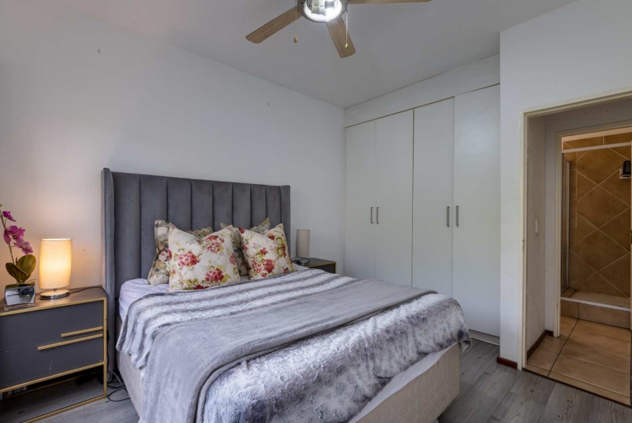 1 Bedroom Property for Sale in Lonehill Gauteng