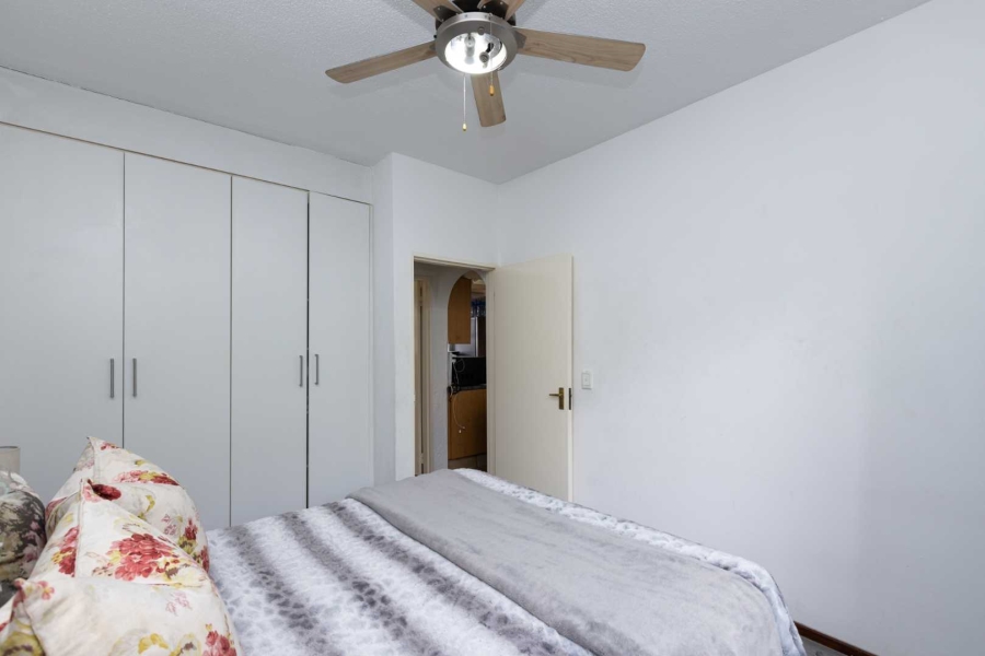 1 Bedroom Property for Sale in Lonehill Gauteng