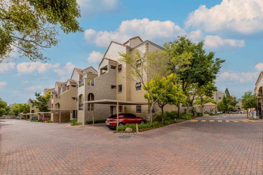 1 Bedroom Property for Sale in Lonehill Gauteng