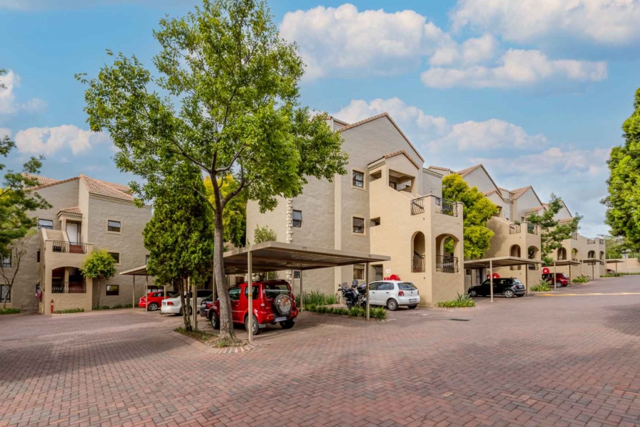 1 Bedroom Property for Sale in Lonehill Gauteng