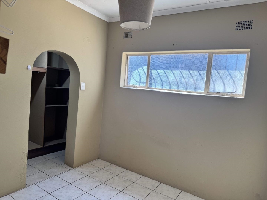 3 Bedroom Property for Sale in Bonaero Park Gauteng