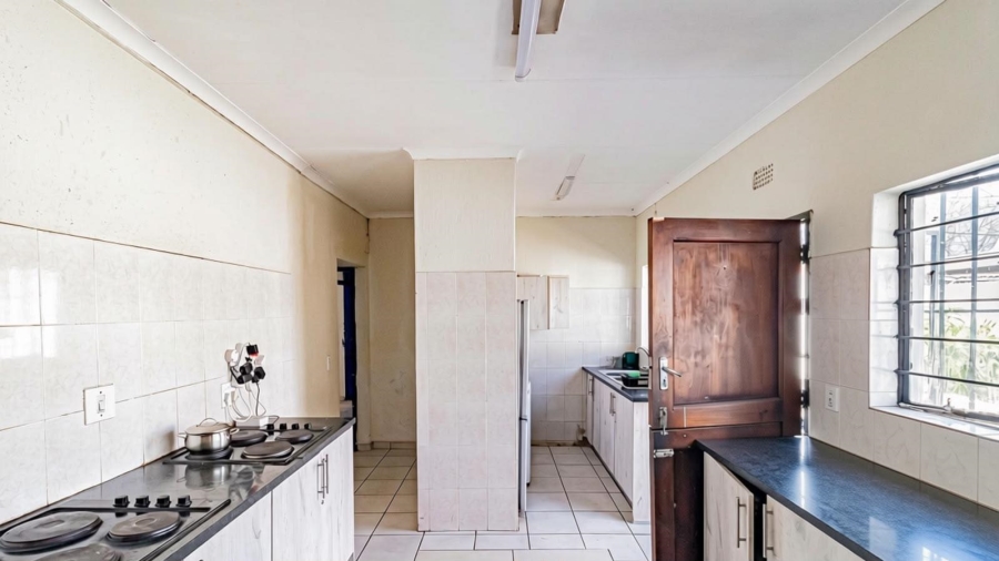 7 Bedroom Property for Sale in Westdene Gauteng