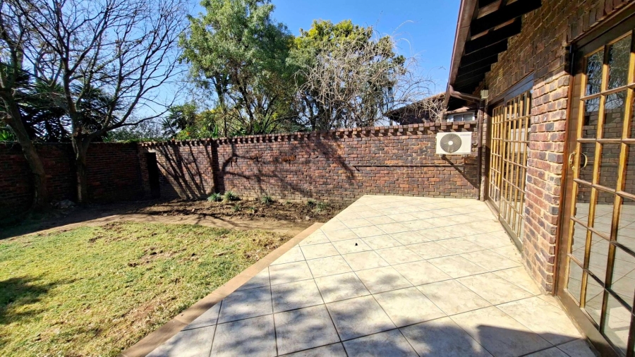3 Bedroom Property for Sale in Douglasdale Gauteng