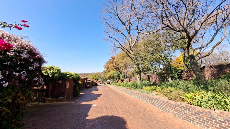 3 Bedroom Property for Sale in Douglasdale Gauteng
