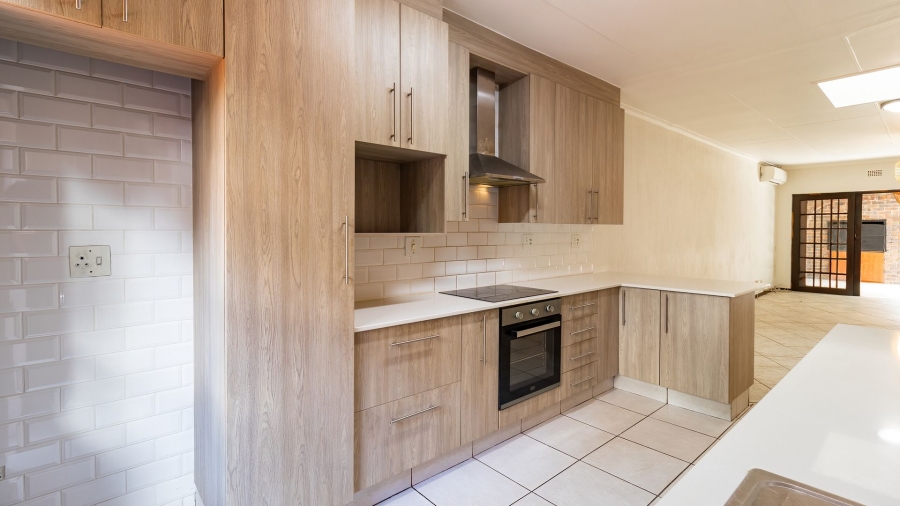 3 Bedroom Property for Sale in Douglasdale Gauteng
