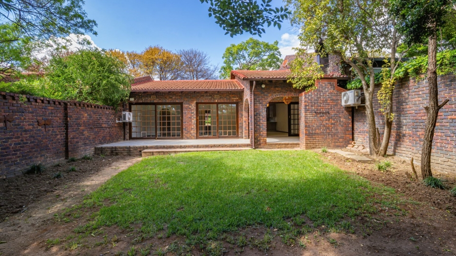 3 Bedroom Property for Sale in Douglasdale Gauteng
