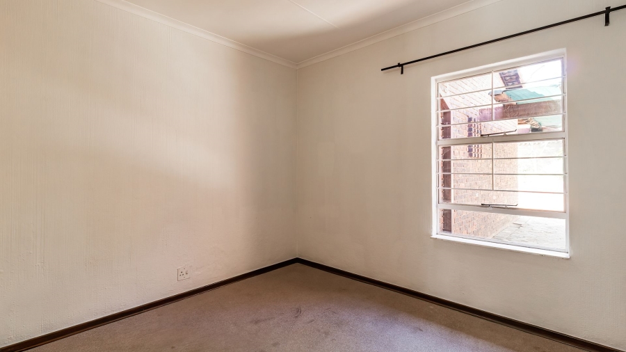 3 Bedroom Property for Sale in Douglasdale Gauteng