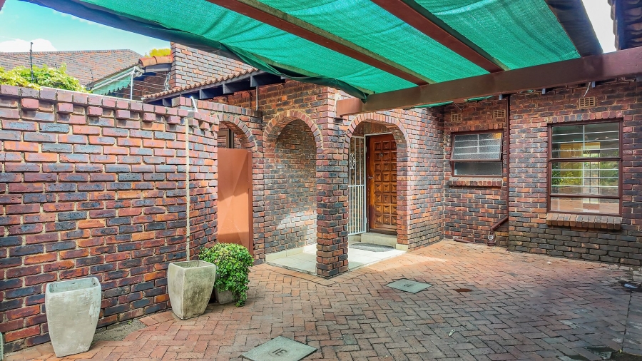 3 Bedroom Property for Sale in Douglasdale Gauteng