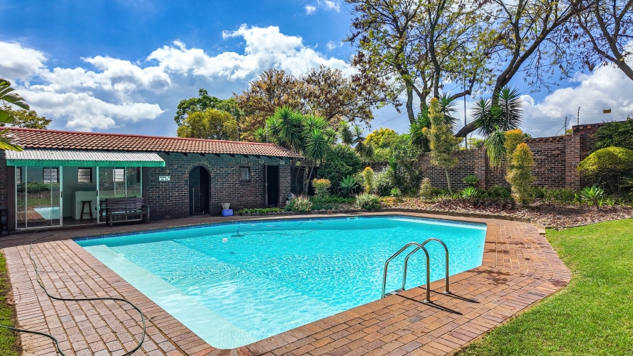 3 Bedroom Property for Sale in Douglasdale Gauteng