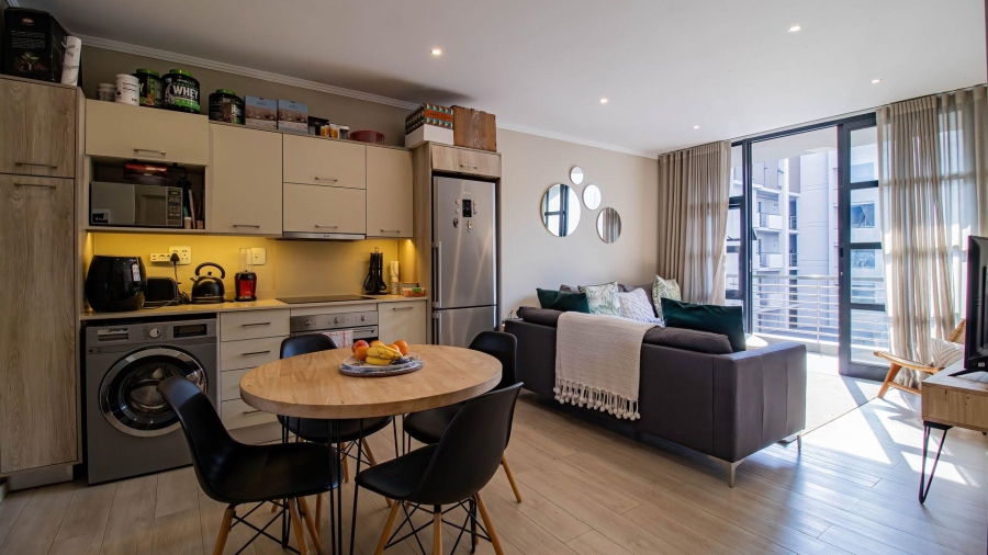 To Let 2 Bedroom Property for Rent in Rosebank Gauteng
