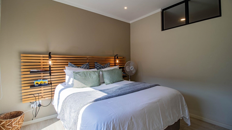 To Let 2 Bedroom Property for Rent in Rosebank Gauteng