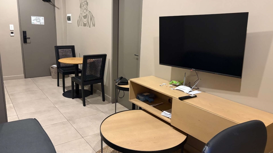To Let 1 Bedroom Property for Rent in Sandown Gauteng