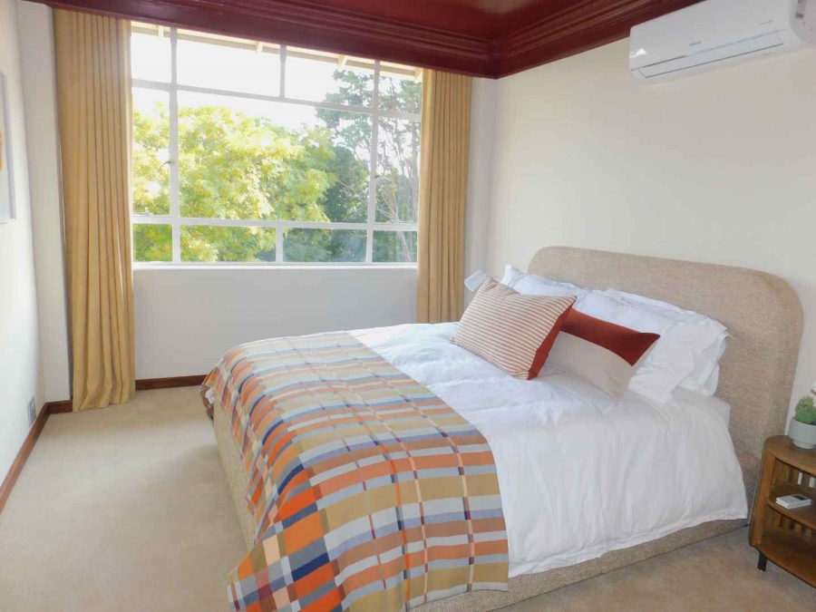 To Let 2 Bedroom Property for Rent in Illovo Gauteng