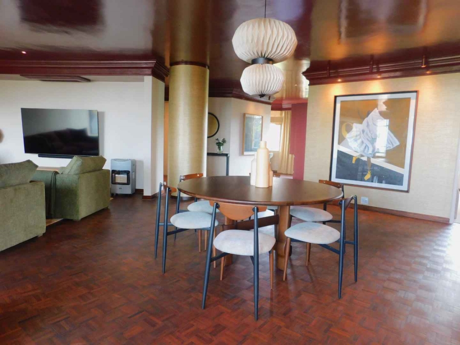 To Let 2 Bedroom Property for Rent in Illovo Gauteng