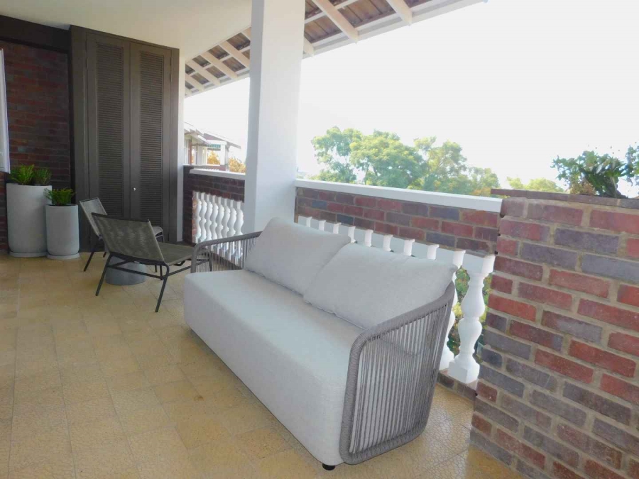 To Let 2 Bedroom Property for Rent in Illovo Gauteng