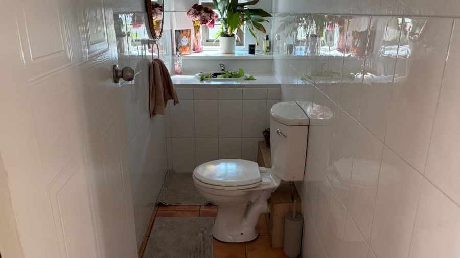 To Let 2 Bedroom Property for Rent in Parkmore Gauteng