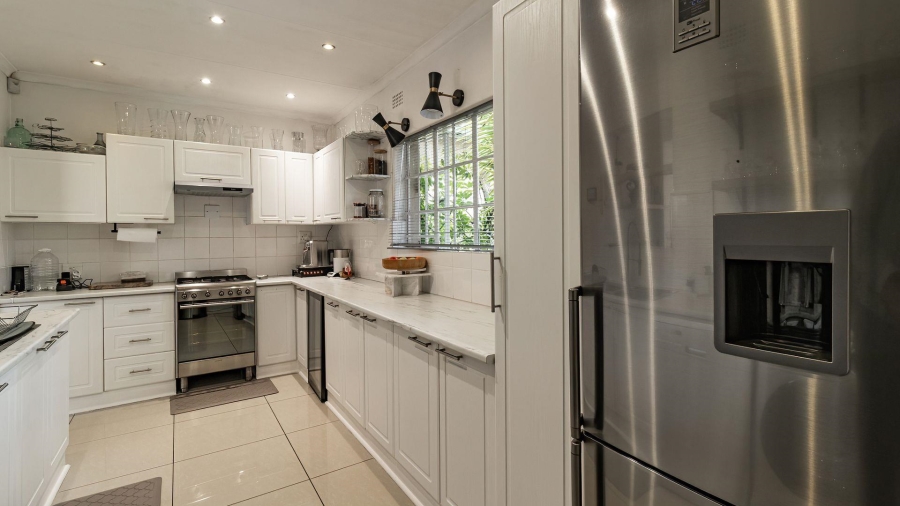 4 Bedroom Property for Sale in Weltevreden A H Gauteng