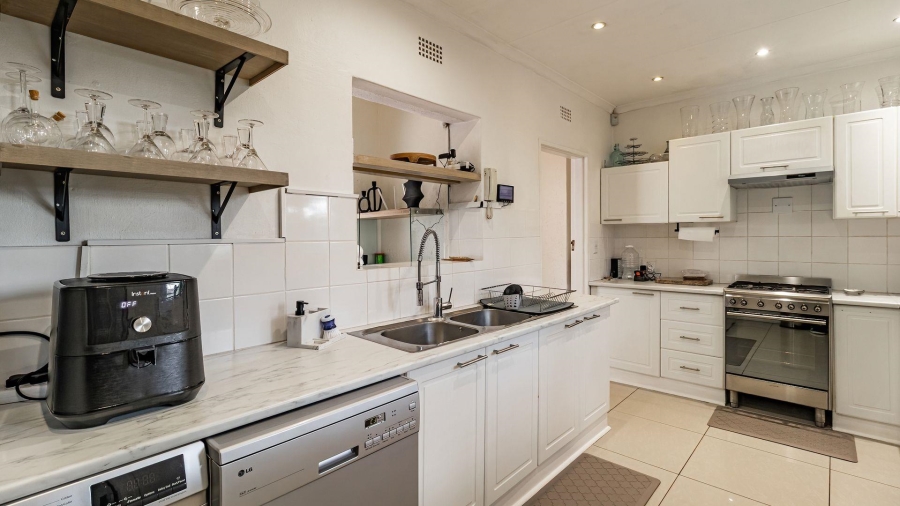 4 Bedroom Property for Sale in Weltevreden A H Gauteng