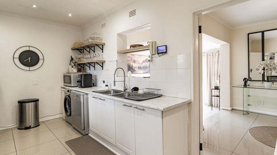 4 Bedroom Property for Sale in Weltevreden A H Gauteng