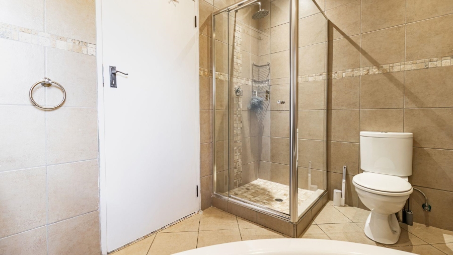 4 Bedroom Property for Sale in Weltevreden A H Gauteng