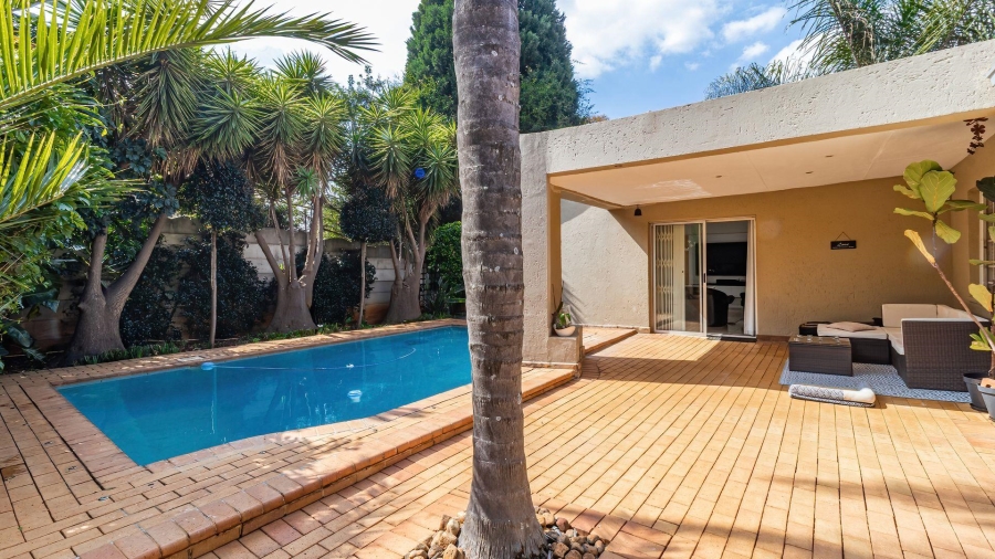 4 Bedroom Property for Sale in Weltevreden A H Gauteng