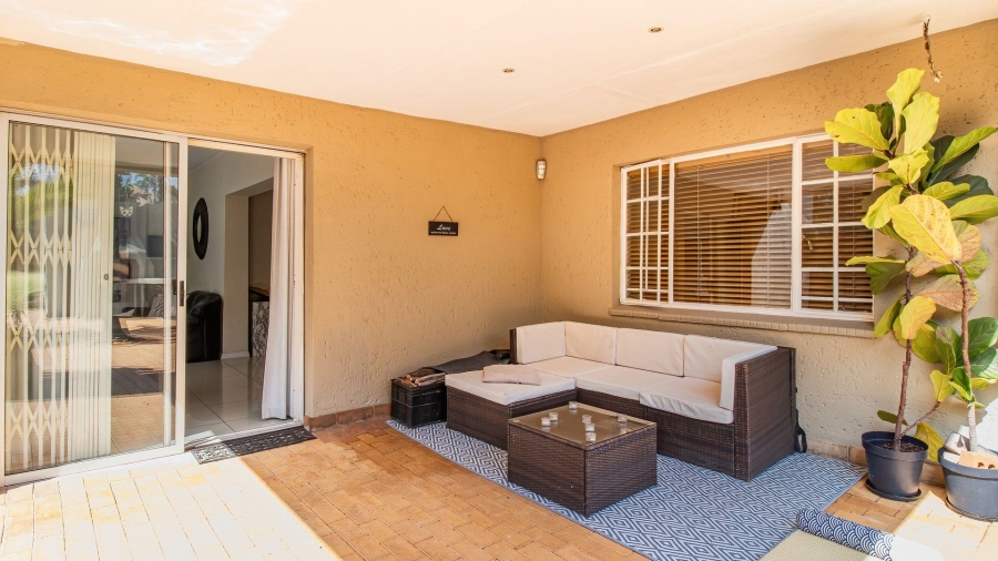 4 Bedroom Property for Sale in Weltevreden A H Gauteng