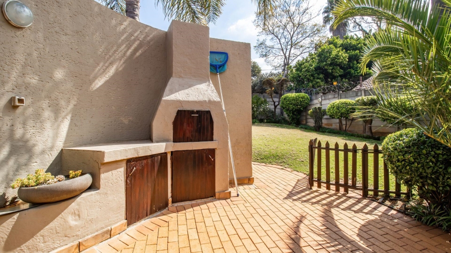 4 Bedroom Property for Sale in Weltevreden A H Gauteng