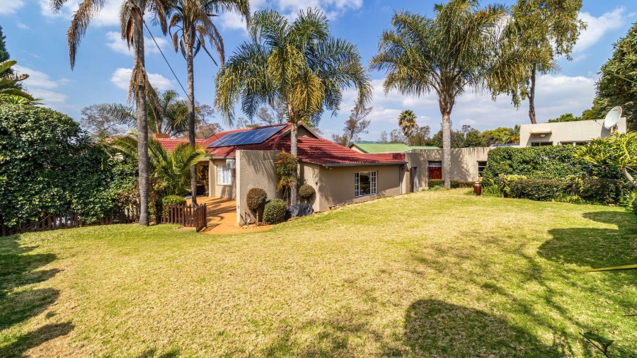 4 Bedroom Property for Sale in Weltevreden A H Gauteng