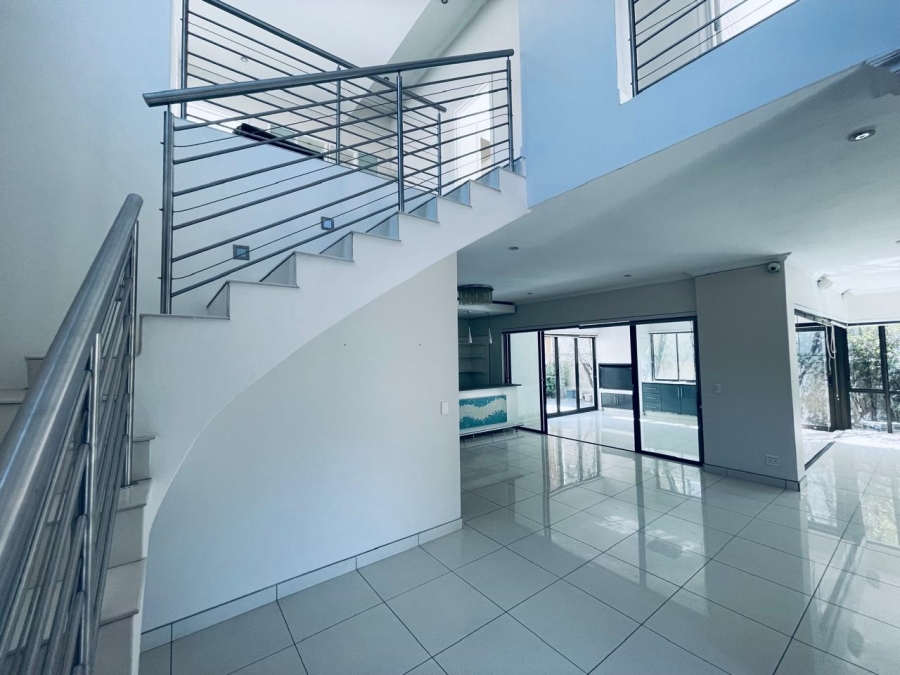 To Let 3 Bedroom Property for Rent in Sandown Gauteng
