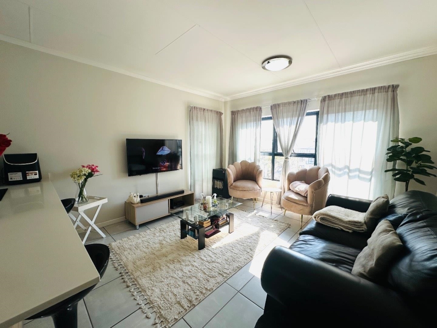 1 Bedroom Property for Sale in Crowthorne AH Gauteng