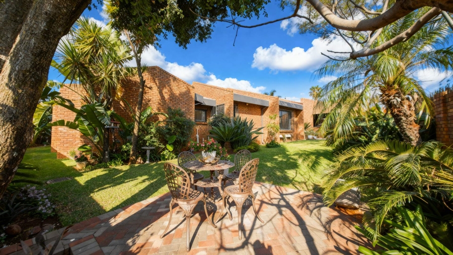 3 Bedroom Property for Sale in Waterkloof Ridge Gauteng