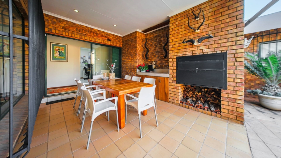 3 Bedroom Property for Sale in Waterkloof Ridge Gauteng