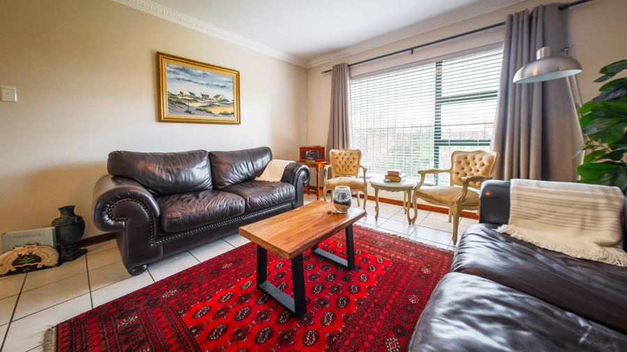 3 Bedroom Property for Sale in Waterkloof Ridge Gauteng