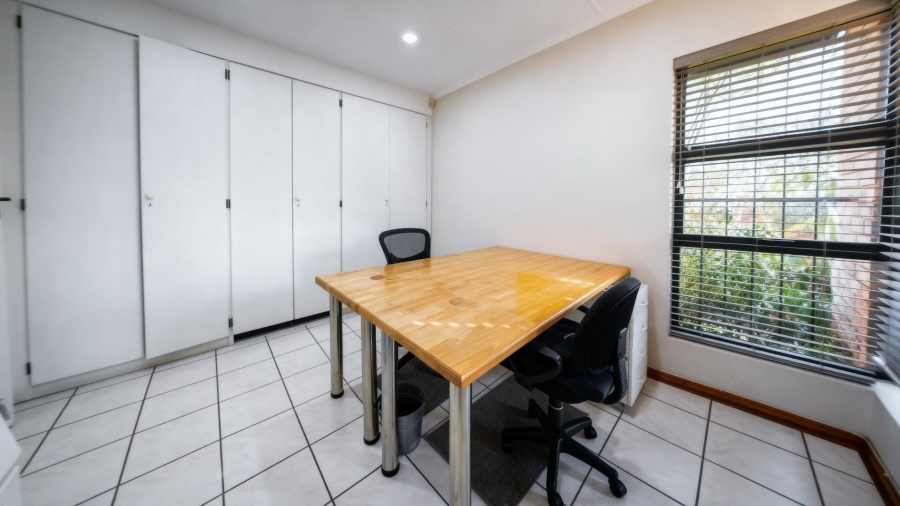 3 Bedroom Property for Sale in Waterkloof Ridge Gauteng