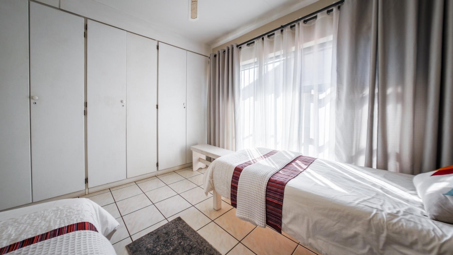 3 Bedroom Property for Sale in Waterkloof Ridge Gauteng