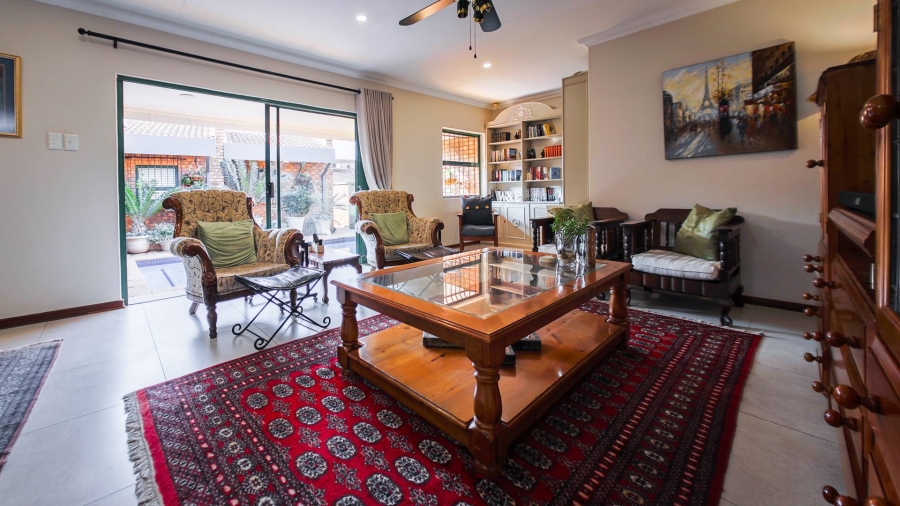 3 Bedroom Property for Sale in Waterkloof Ridge Gauteng