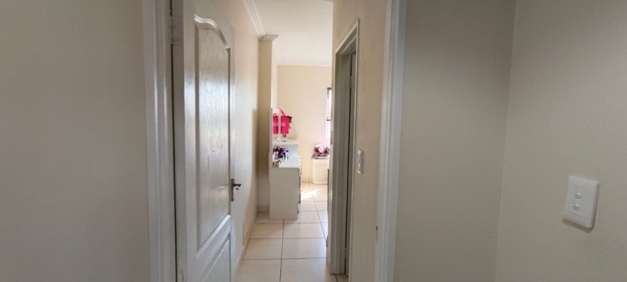 2 Bedroom Property for Sale in Mayberry Park Gauteng