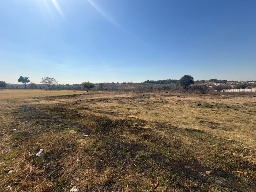 0 Bedroom Property for Sale in Clayville Gauteng