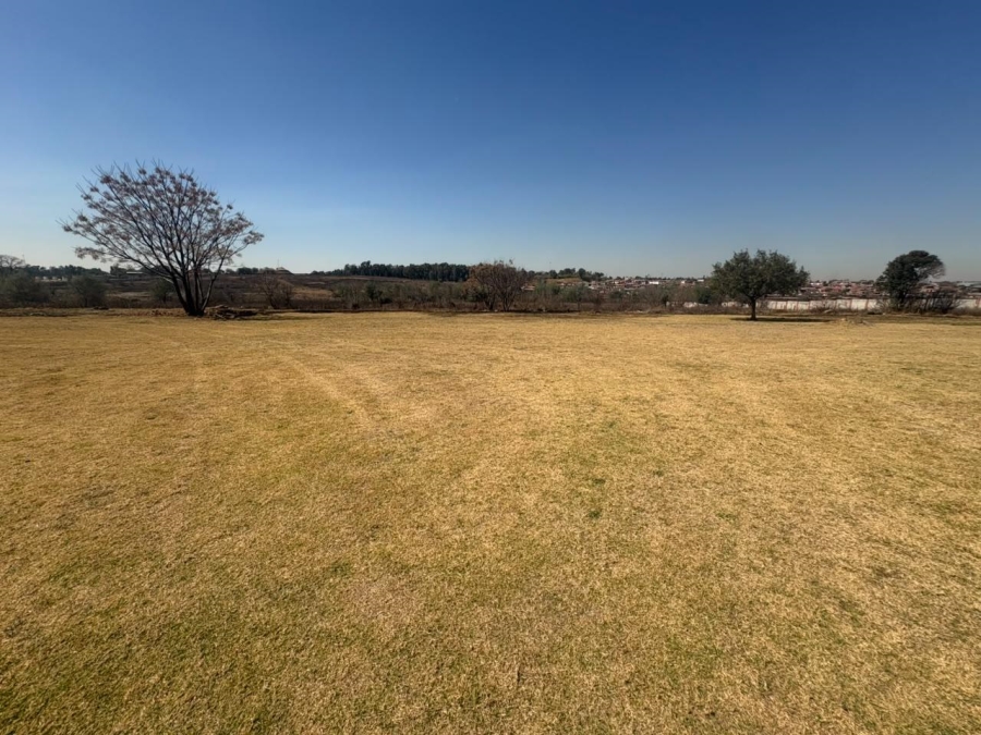 0 Bedroom Property for Sale in Clayville Gauteng